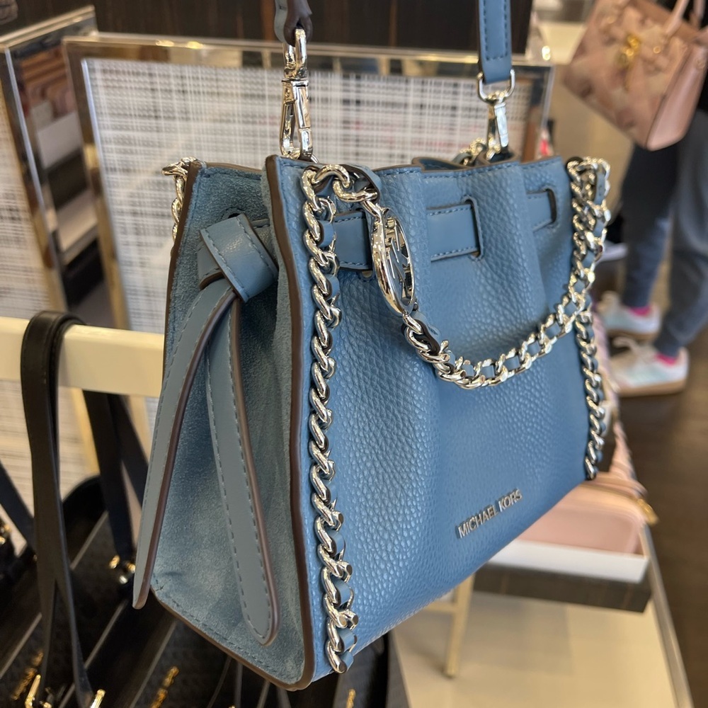 MICHAEL KORS Mina Small Chain Convertible Crossbody XBody Bag
Cornflower Belted - Picture 14 of 16